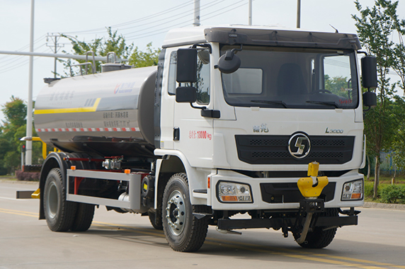 KLF5183GPSS6型綠化噴灑車