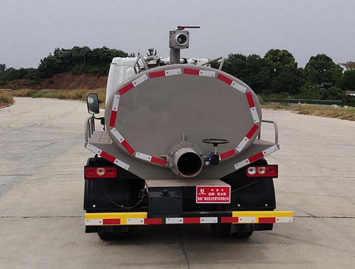 KLF5040GXES6型吸糞車